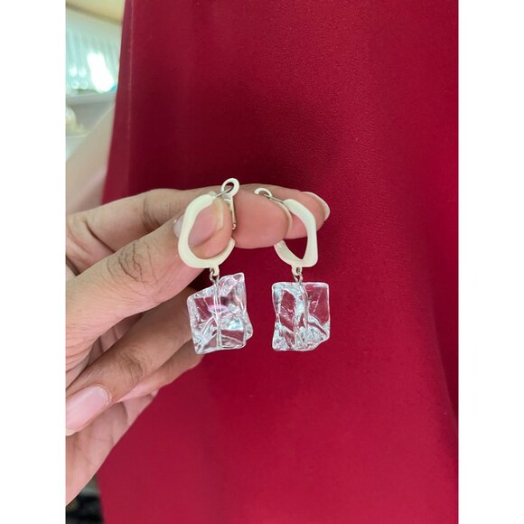 Chunky earrings , clear white earrings , acrylic  ice cube statement earrings - Picture 6 of 6